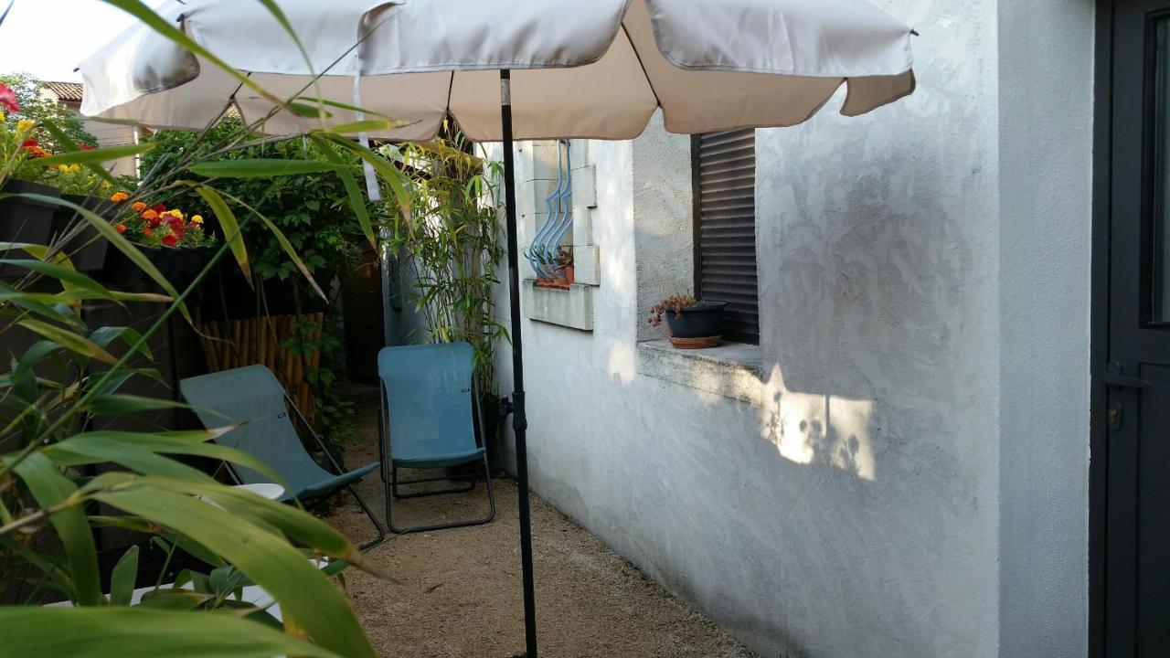 Et Calme Les Avignon Entree Et Cour Independantes Climatisation Piscine Parking *