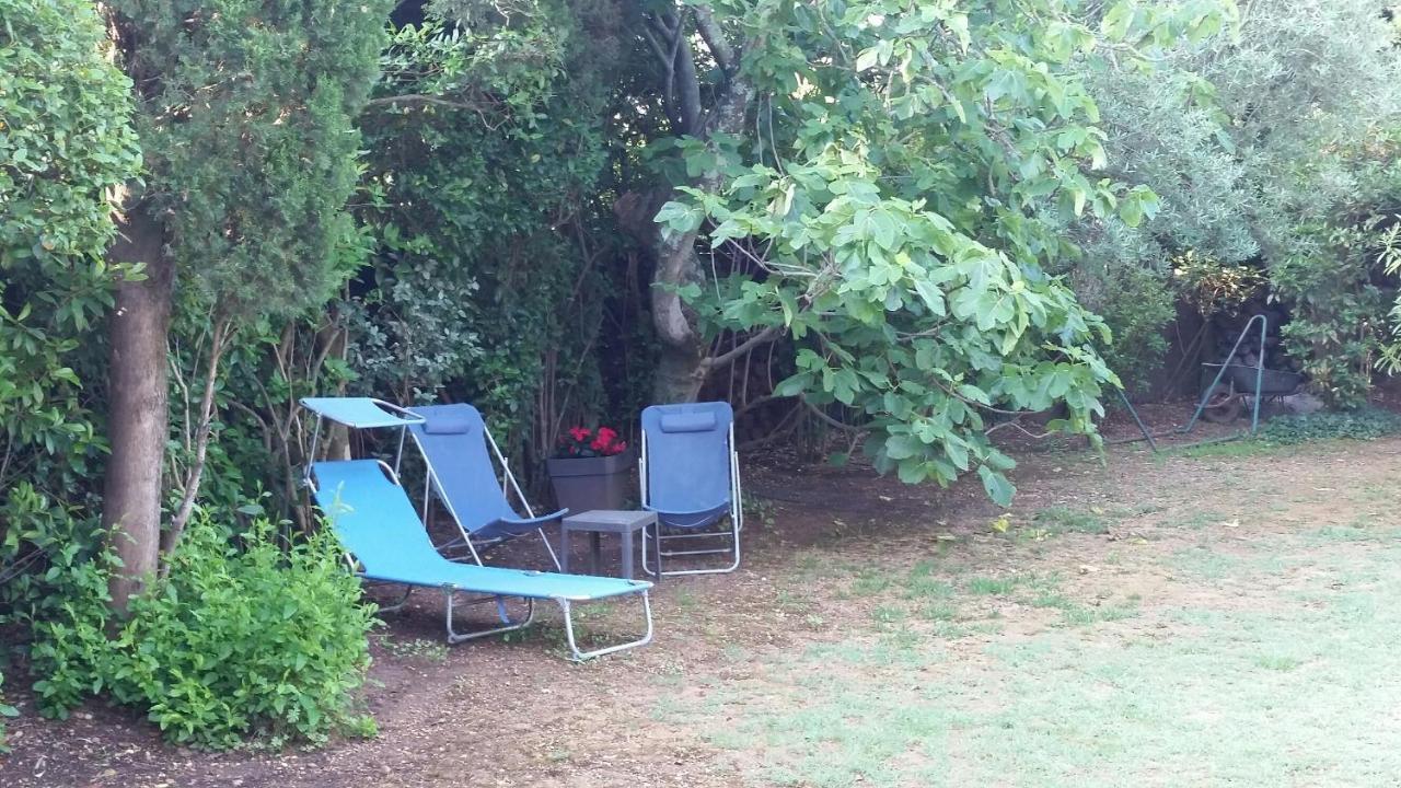 Et Calme Les Avignon Entree Et Cour Independantes Climatisation Piscine Parking Apartment Villeneuve-lès-Avignon